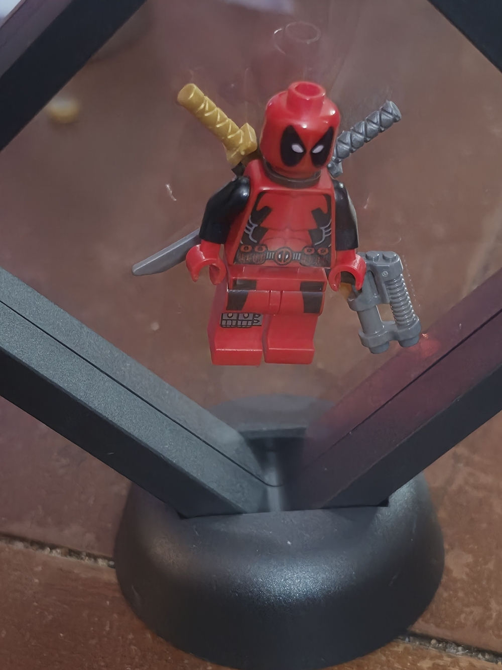 LEGO Deadpool Minifigure with Weapons, Set 6866, Marvel Sh0032 Sh032 Authentic